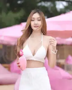มิ้น ณิญารินทร์ 24