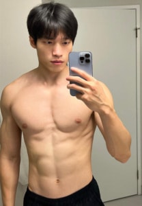 Yu-Duanqian กล้ามใหญ่ Yu-Duanqian กล้ามใหญ่