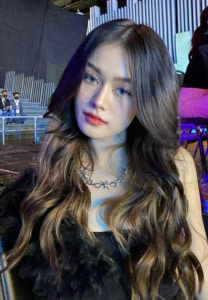 วีวี่-ศิษย์ชาญสิงห์-ตาสวย