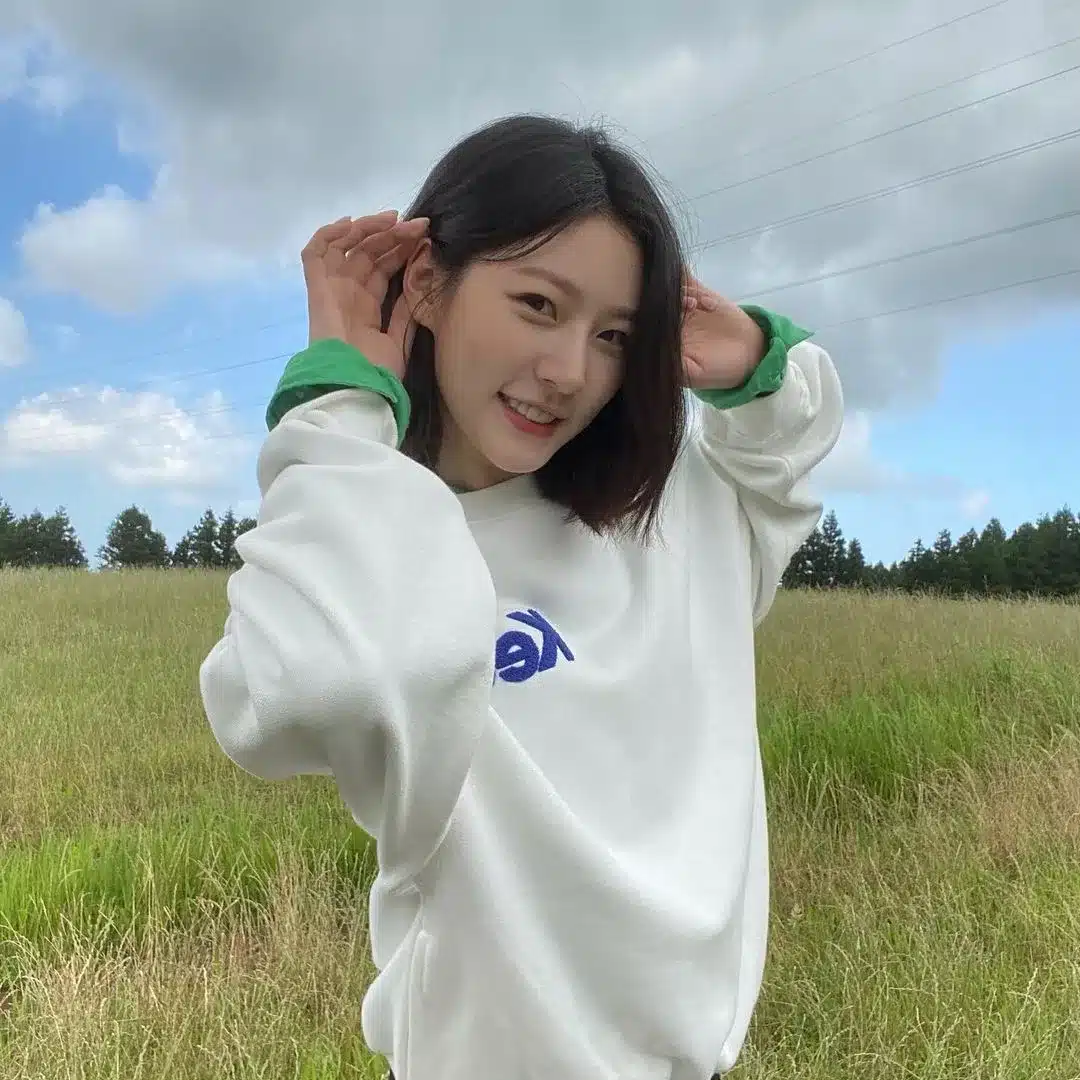 Kim SaeRon 17