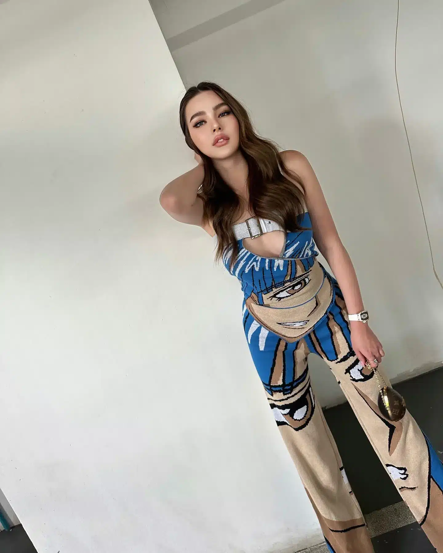ดิว อริสรา 22