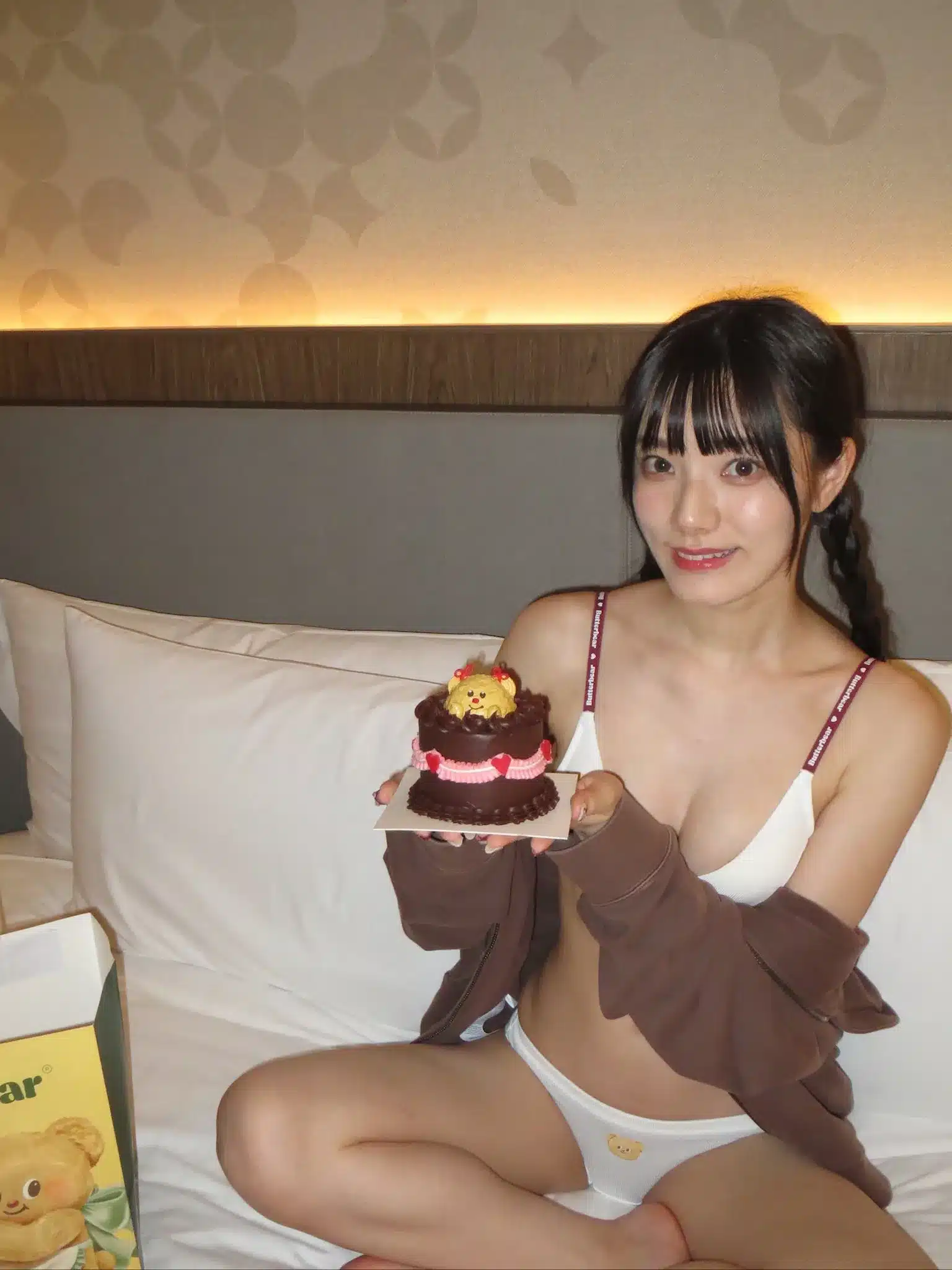 Rena Miyashita (18) Rena Miyashita 18