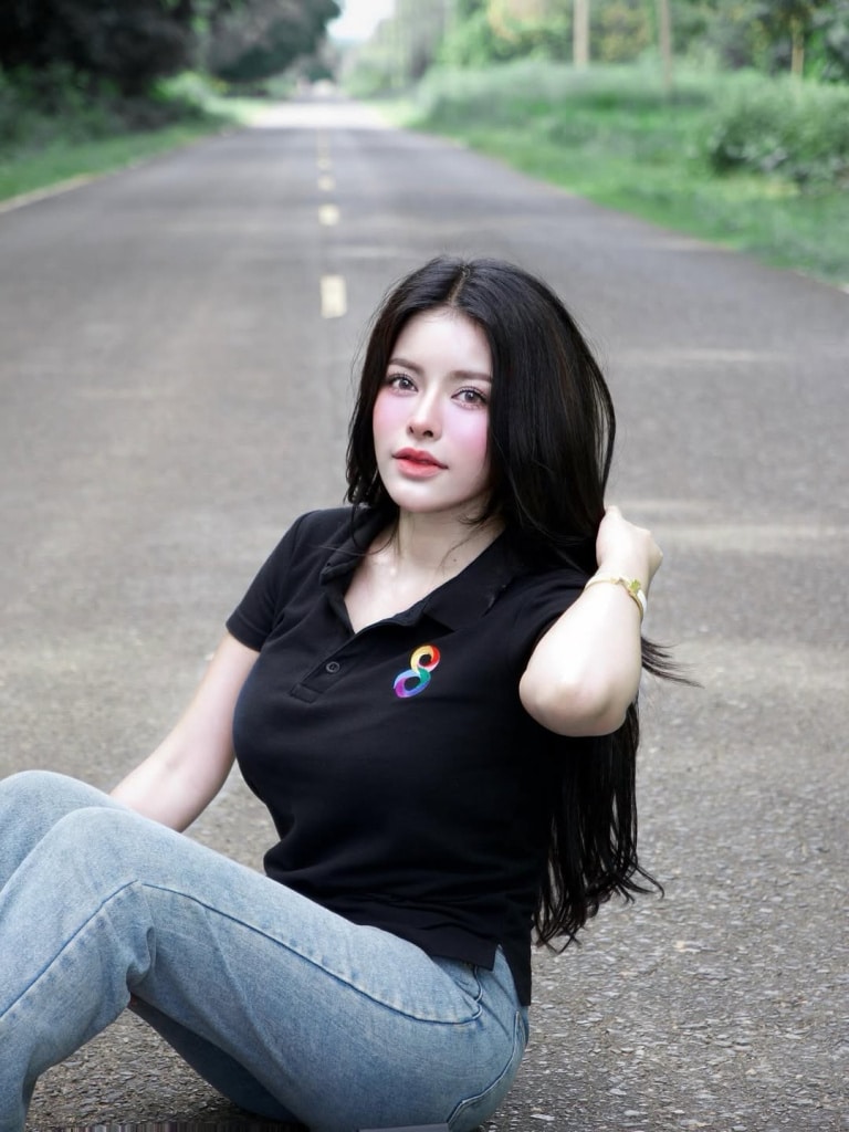 น้องแผ่นฟิล์ม นักข่าวช่อง 8
