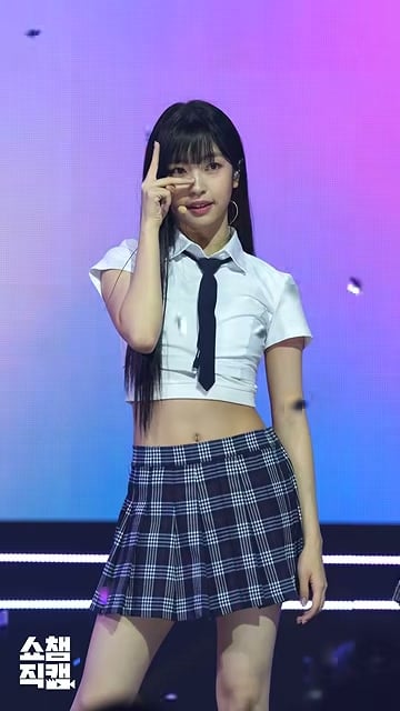 RADA แสดงเพลง NEON บนเวที Show Champion