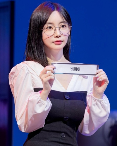 Gwak-Min-Seon-13