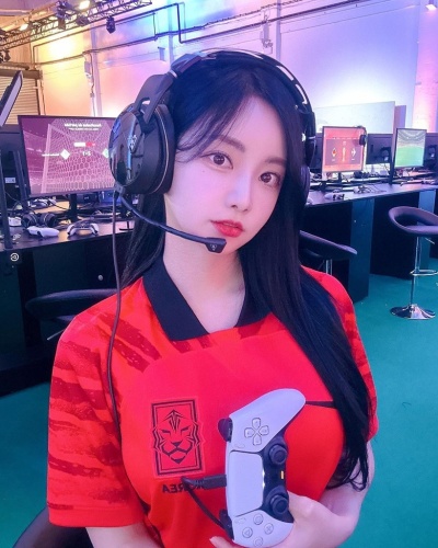 Gwak-Min-Seon-21