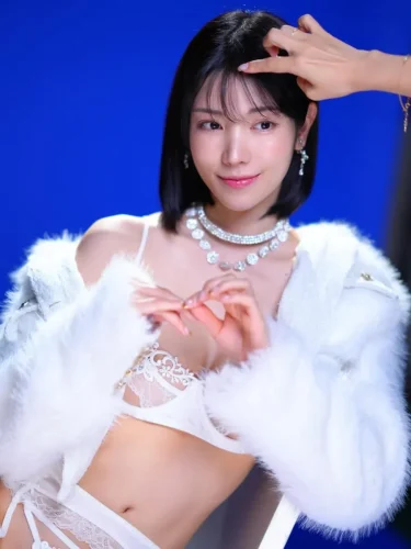 Kaede-Karen-18