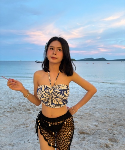Lauryn-8