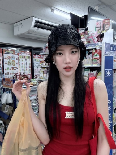 เจนิส-เจณิสตา-22